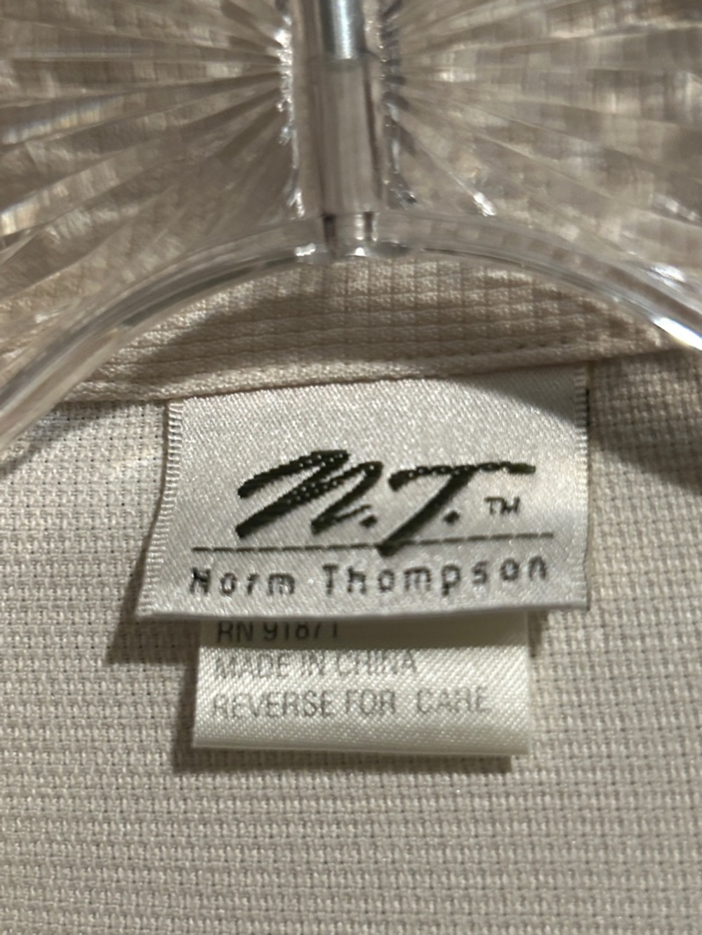 Norm Thompson Vintage Cream Silk Short Sleeve Button Up Blouse - Picture 4 of 5